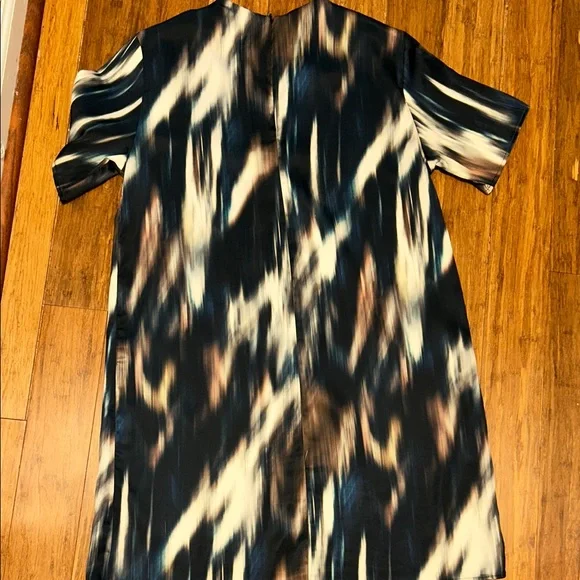 H&M Black and Cream Midi Dress - Picture 5 of 6